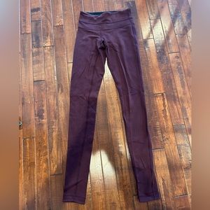 Lululemon leggings barely worn!